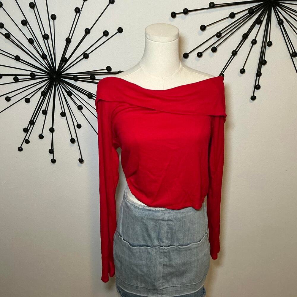Streetwear Society Red Off Shoulder Long Sleeve Crop Top XL Y2K